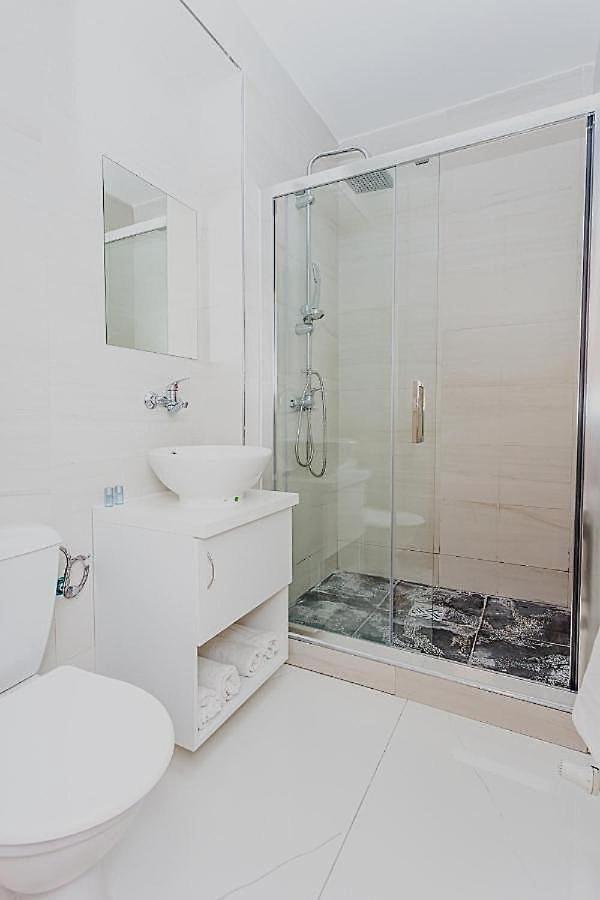 Hotel Joker Obrnice Bagian luar foto