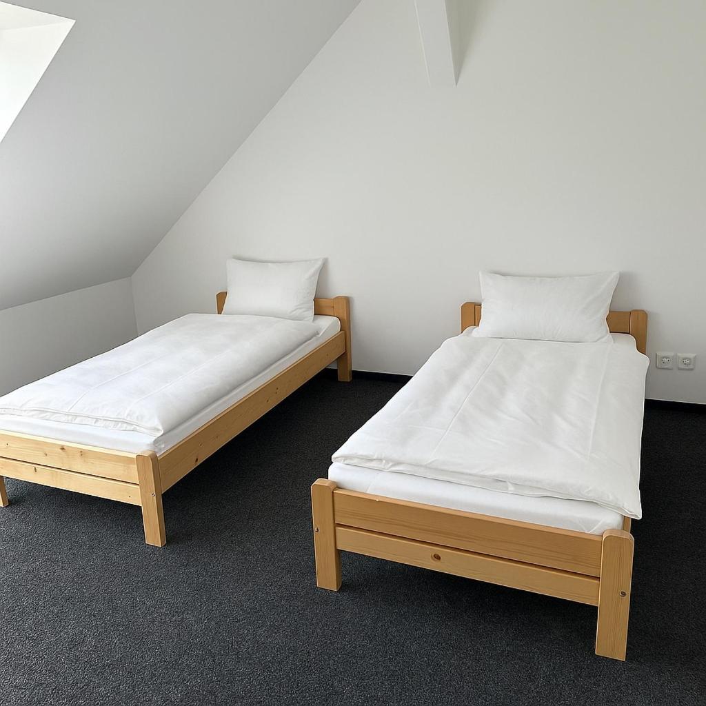 Hotel Joker Obrnice Bagian luar foto